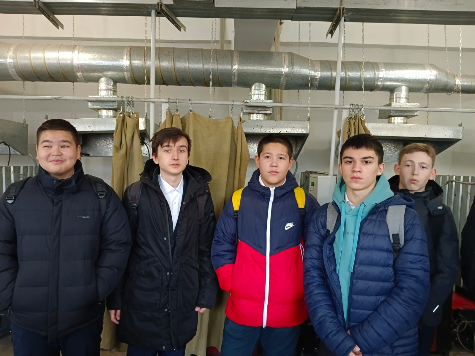 Профориентация 9 классов в Алматинский колледж строительства и народных промыслов